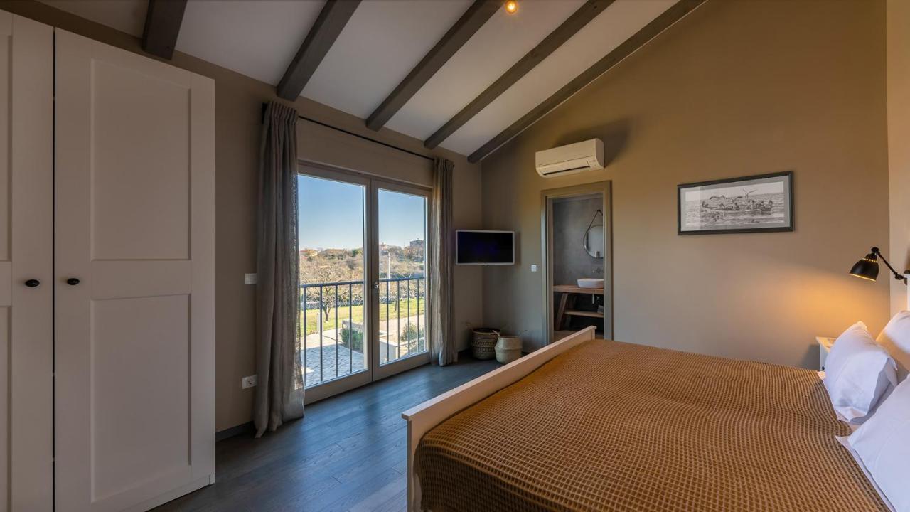 Villa & Jardin - Luxury Villa With Swimming Pool Vrh  Zewnętrze zdjęcie