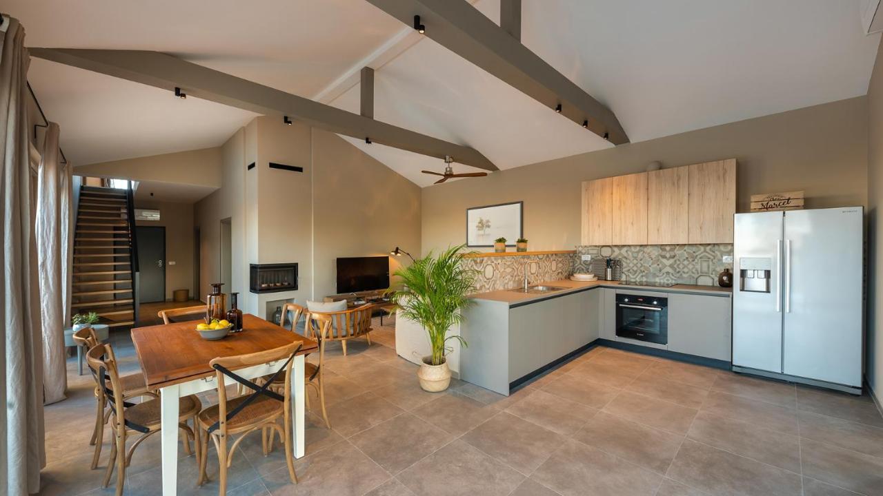 Villa & Jardin - Luxury Villa With Swimming Pool Vrh  Zewnętrze zdjęcie